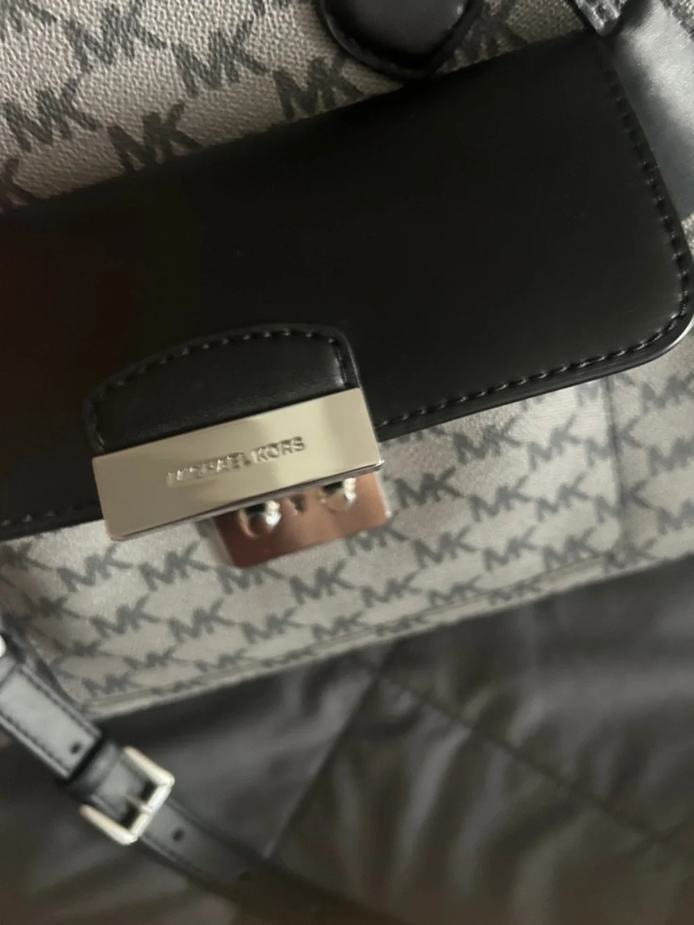 Michael Kors Black and Gray MK Signature Satchel with Chain Strap - Picture 3 of 3